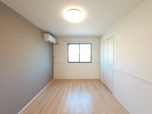 プルミエール手屋Ⅳの内装|明るい色調の室内です