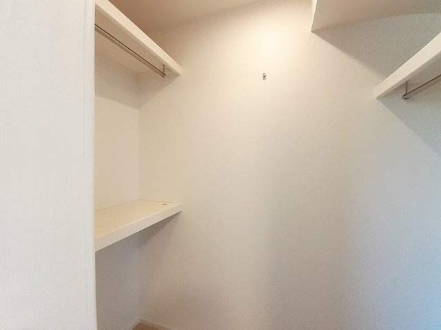 プルミエール手屋Ⅳの収納|小物を収納するのに便利です