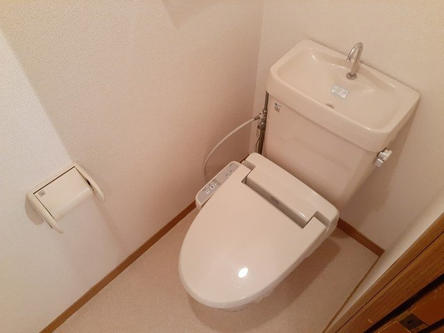 ソレアード７１Ｂのトイレ|コンパクトで使いやすいトイレです