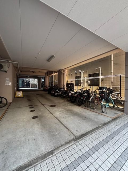 【駐車場】 | ピュアドームパラジオ博多