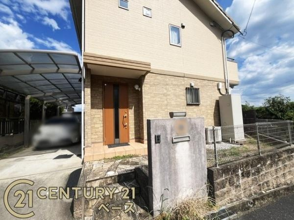 生駒郡平群町若葉台３丁目の中古一戸建のその他|■現地撮影写真■カーポート付き駐車スペース！