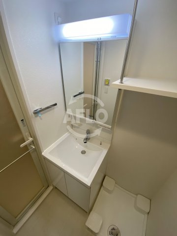 レオンコンフォート難波クレアの独立洗面台|レオンコンフォート難波クレア　独立洗面台