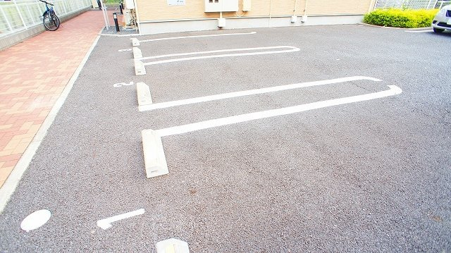 ヒルサイドハウスの駐車場