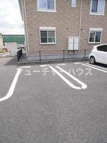 メゾンドリカムⅤの駐車場|駐車場完備です