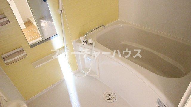 カーサ府中　Ⅱの浴室|日々の疲れを癒すお風呂付です