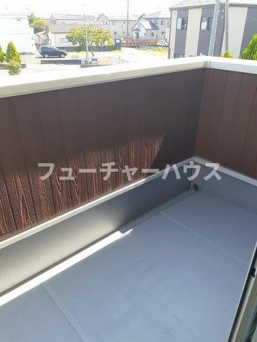 ゴールデンベア　イーストのバルコニー|バルコニーからの眺めを楽しみながら食事をしませんか