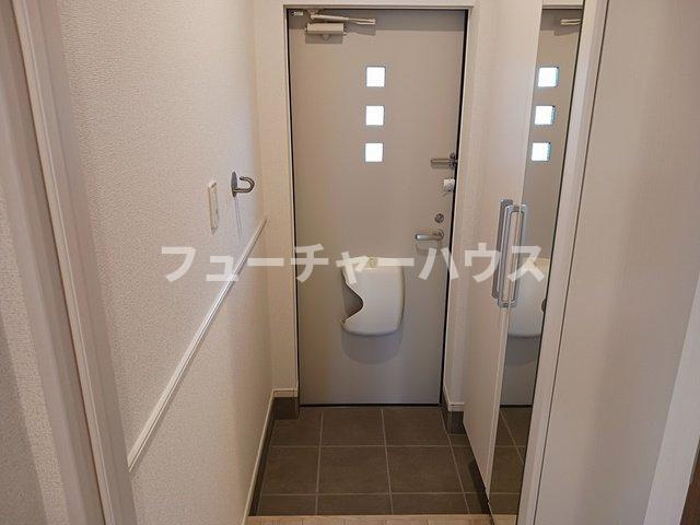 セレーノＡＨ　Ⅰの玄関|シンプルで使いやすい玄関です