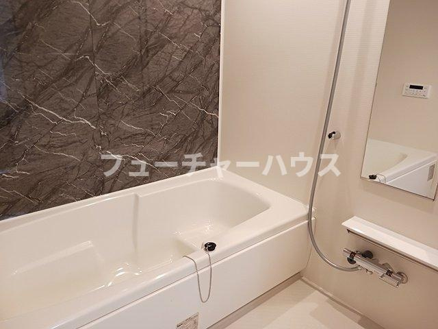 カルムレジデンスの浴室|ゆったり過ごせるお風呂です