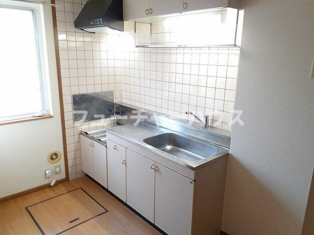 パルデメールのキッチン|コンパクトなキッチンで掃除もラクラク