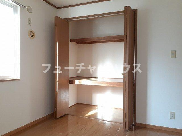 パルデメールの収納|こまごまとしたものを収納できそうですね
