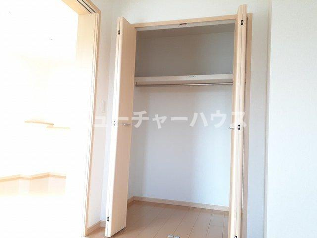 クラール　モデッサの収納|こまごまとしたものを収納できそうですね