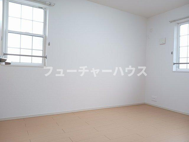 セレノプラシードⅡの内装|明るい室内です