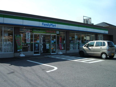 【周辺】 | エルディムＢ | ファミリーマート西尾住崎店まで700m