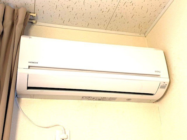 レオパレスコンホート四谷のその他|エアコン