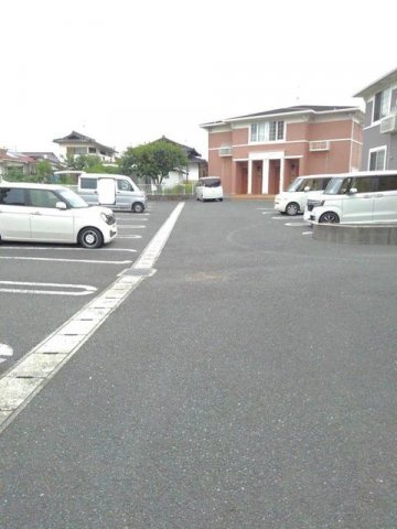 コンフォータブル　ボニートの駐車場