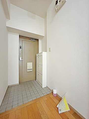 アーバンライフ金山Ⅱの玄関