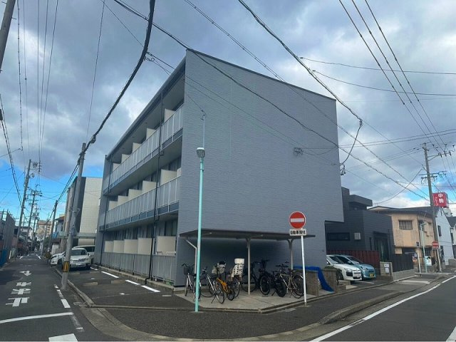 レオパレスアマルティアの周辺