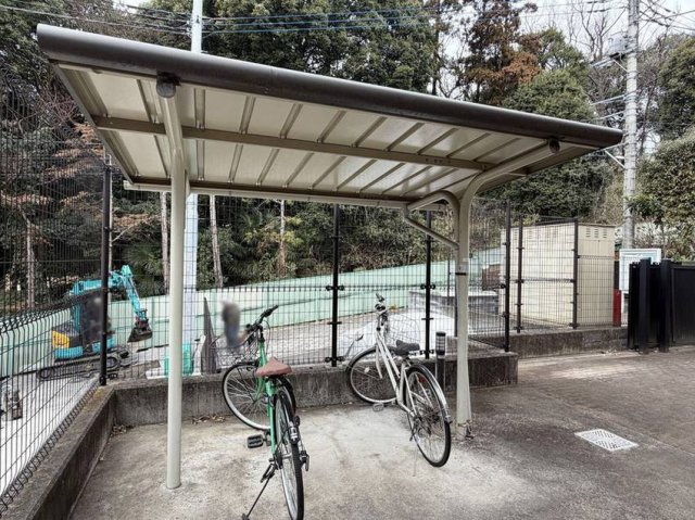 レオパレスクレストヒルズ向原のその他