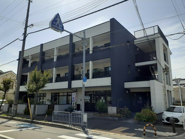 レジデンス楠の外観
