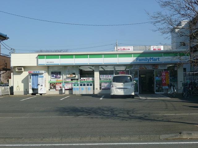 イースト・パークの周辺|ファミリーマート 東所沢駅前店まで230m