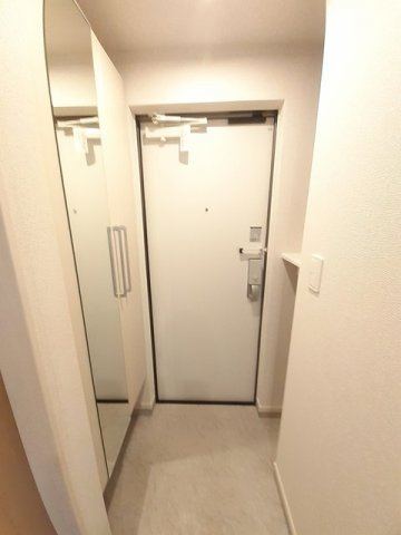 ヴィオラ西八王子の玄関