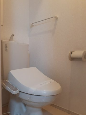 ユアーズ　ヒル　８のトイレ