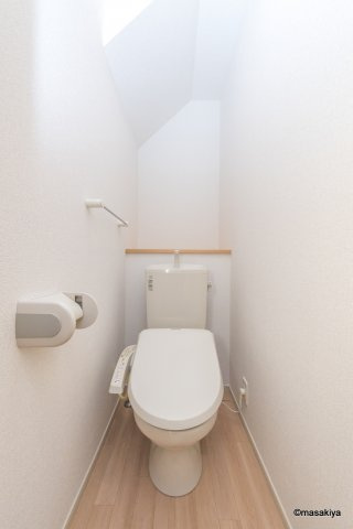 Kaiのトイレ|トイレ　ウォシュレット付き。