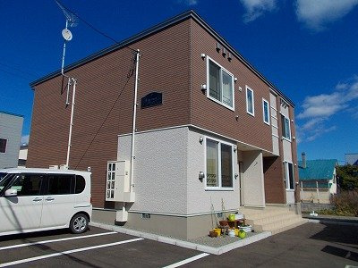 ＡＩＲＹ　ＣＯＵＲＴの外観