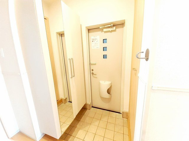 イーストピアの玄関