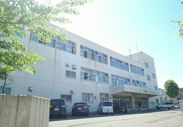クレストールⅠの周辺|青葉中学校まで700m