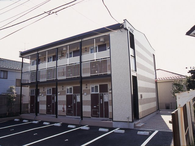 レオパレス上白根の外観