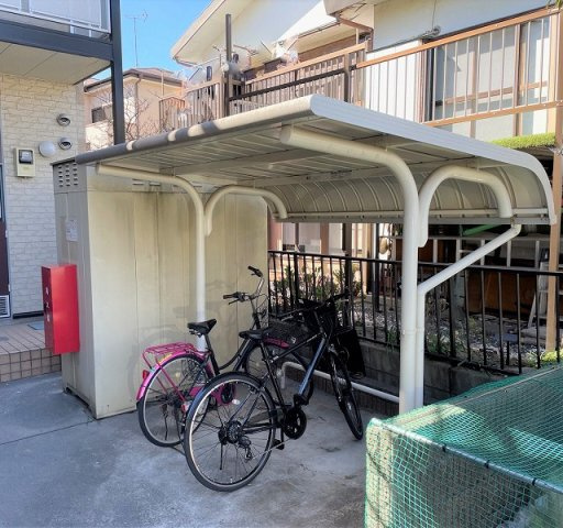 レオパレスエル　リーオのその他|屋根付き駐輪場