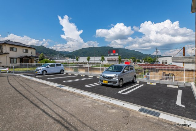 シャルマン櫻街　十番館の駐車場