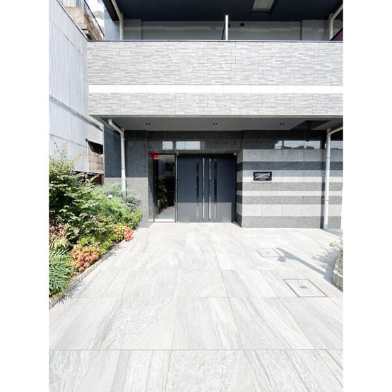 【エントランス】 | S-RESIDENCE鶴舞駅前