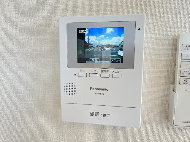 ファーストウィロウのセキュリティ|カメラ付インターホン