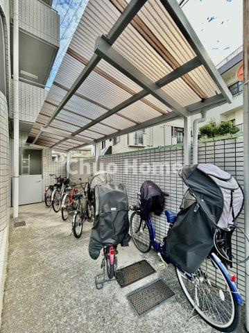 パシフィックパレス小岩の駐輪場|【自転車置き場】最新の空き状況や費用などの詳細は担当スタッフまでお問い合わせください。