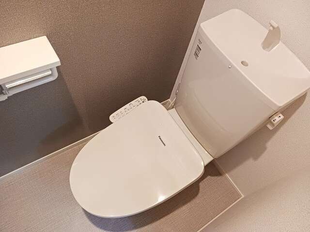 ソレイユ・トナミⅡのトイレ