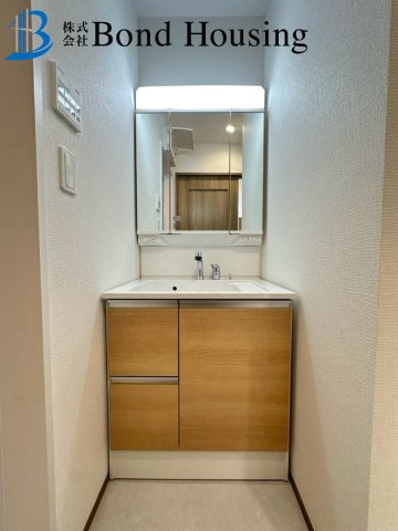 西神中央駅徒歩圏内　糀台2丁目　新築A号棟の独立洗面台
