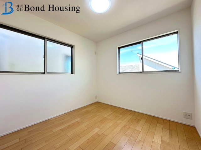 令和8年7月リフォ済　駐車並列2台　西区上新地1丁目　中古戸建の洋室
