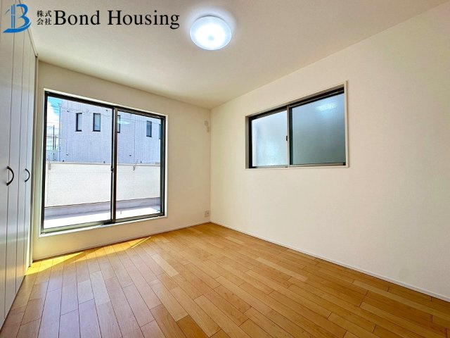 令和8年7月リフォ済　駐車並列2台　西区上新地1丁目　中古戸建の洋室