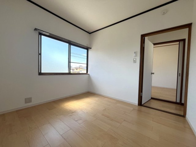 【洋室】 | 内浜町　一戸建