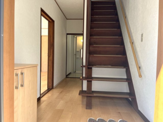 【玄関】 | 内浜町　一戸建