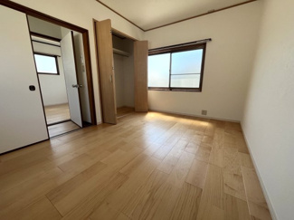 【洋室】 | 内浜町　一戸建