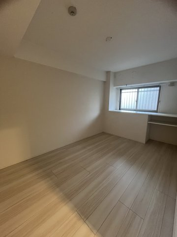 【洋室】グランミーテ 緑地 