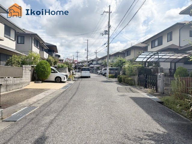 神戸市西区井吹台東町3丁目　土地の前面道路含む現地写真|物件・当店の最寄駅まで無料送迎！最短10分で指定場所へお迎えに向かいます！まずはお問い合わせください