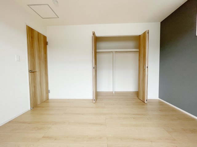 新築戸建・新築建売　郡山市東原一丁目　富田東中・富田小の収納|たっぷり収納できるクローゼット収納は各部屋についています！