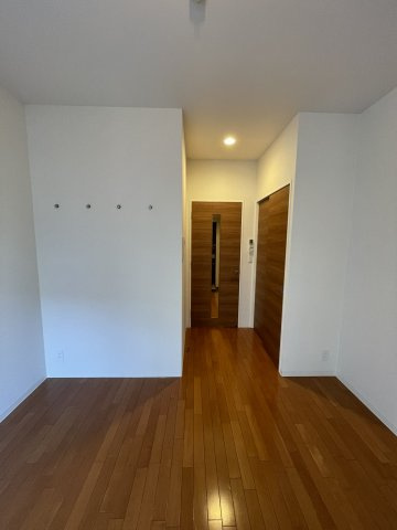 ピジェ　ブラン守口の居間・リビング|(参考)同マンション別間取り他部屋の写真（間取り図が正）