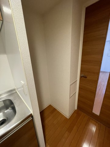 ピジェ　ブラン守口のキッチン|(参考)同マンション別間取り他部屋の写真（間取り図が正）