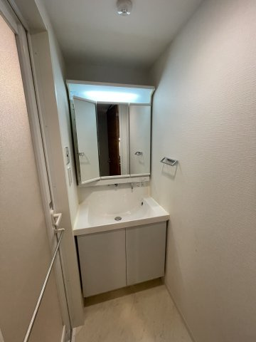 ピジェ　ブラン守口の独立洗面台|(参考)同マンション別間取り他部屋の写真（間取り図が正）