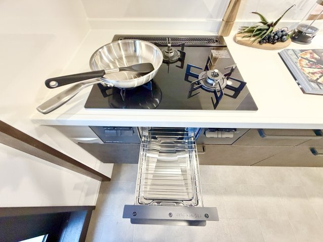 ユニーブル鳴海東ガーデンコートのキッチン